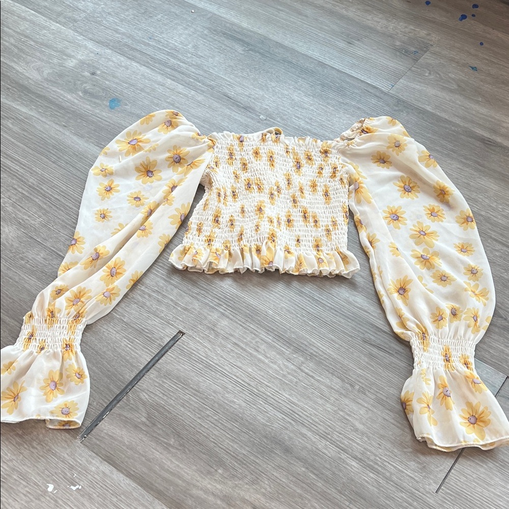 Floral Smocked Puff Sleeve Top